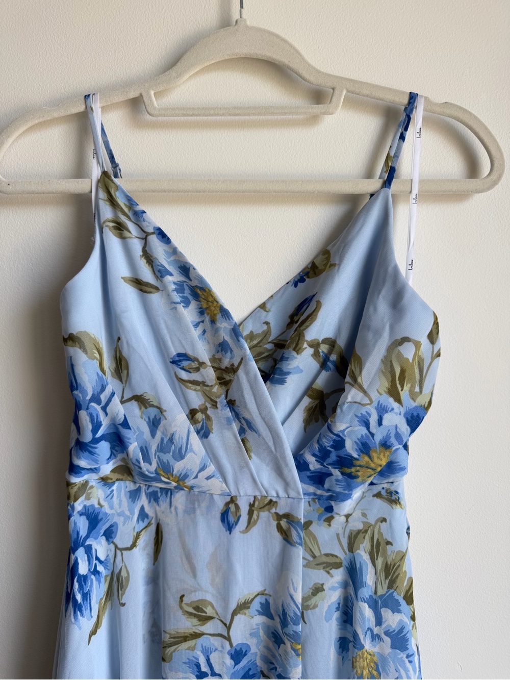 NWOT Lulu's Light Blue Floral Maxi Gown Dress Oh-So Romantic - Picture 2 of 10